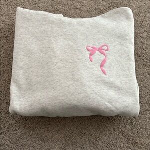 XS Edikted Gray Sweatshirt with Pink Bow Detail